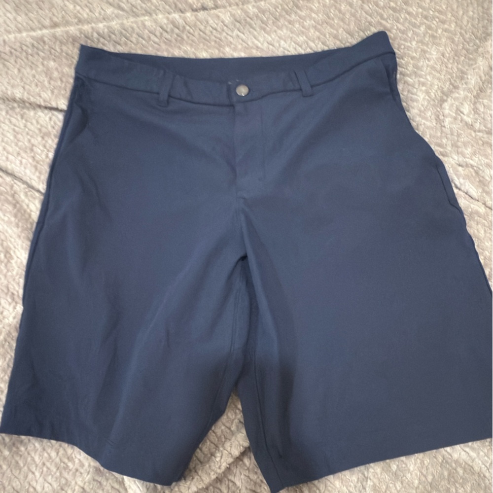Navy men’s lululemon abc Shorts